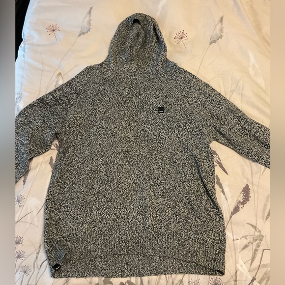 XXL Bench Pullover Sweater - Picture 2 of 5